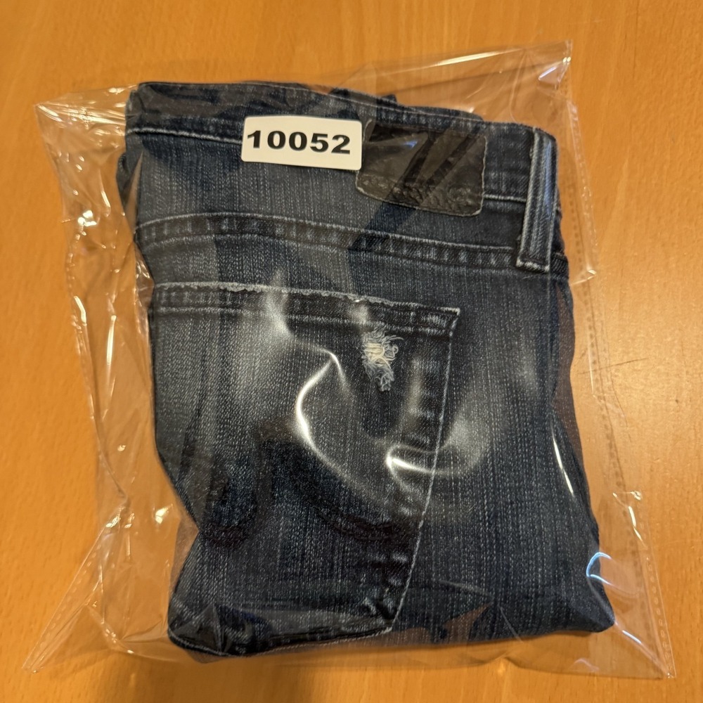 AG Adriano Goldschmied Nolan Relaxed Slim Jeans Women 28R Distressed USA - Picture 10 of 10